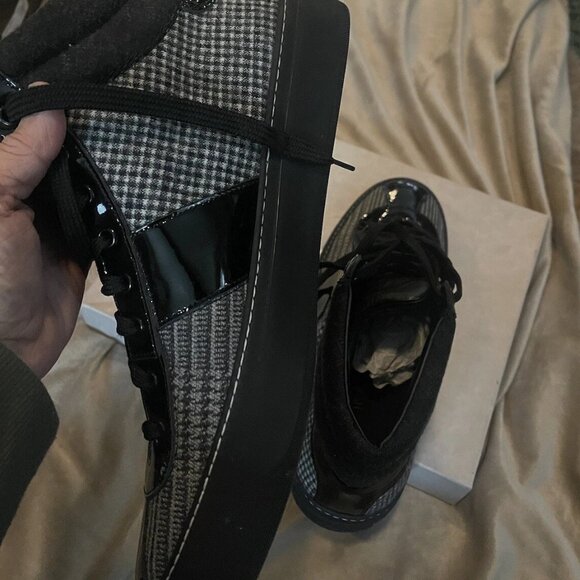 Jimmy Choo Limited Edition Belgravia Leather/Flannel High Tops - EUC - Picture 1 of 14